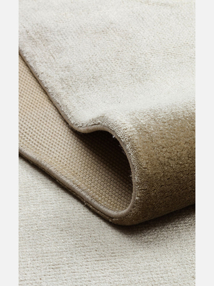 Oushak Plain %100 Naturel Düz Renk El Emeğiyle Özel Tezgahlarda Üretilen Viskon Uşak Halısı PLNLAT - Carpetdocia