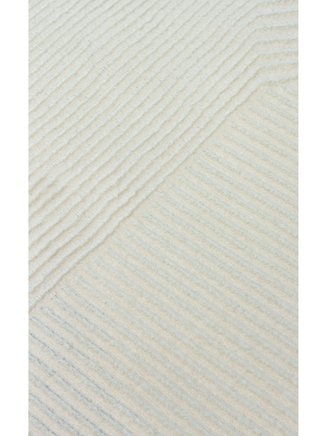 Smooth Fluff Dust-Free Modern Carpet LUX 01 CREAM