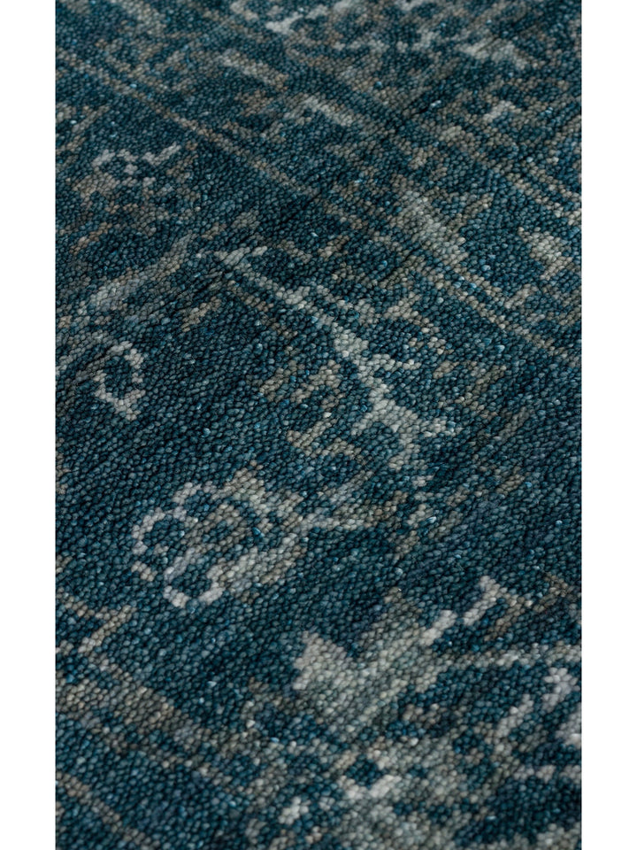 Çırağan 100% Natural Special Shiny Handcrafted Tencel Uşak Carpet Produced on Special Looms 02 NAVY