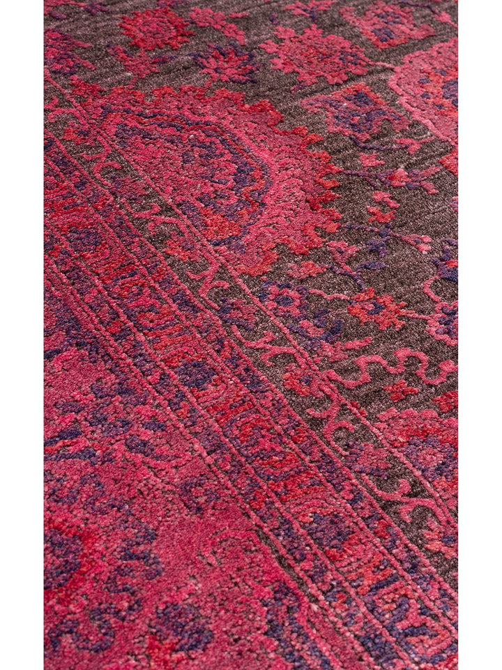 Kashmir Series Rich Coloured Stylish Living Room Carpet Produced with Special Dyeing Process 01 FUSCHIA