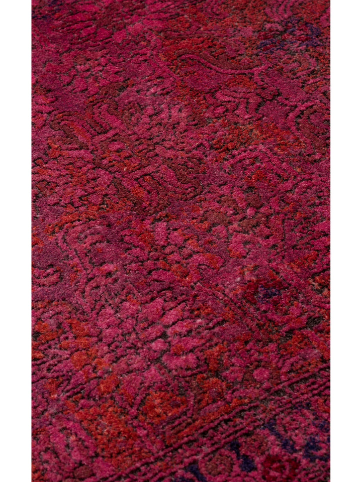 Kashmir Series Rich Coloured Stylish Living Room Carpet Produced with Special Dyeing Process 02 FUSCHIA