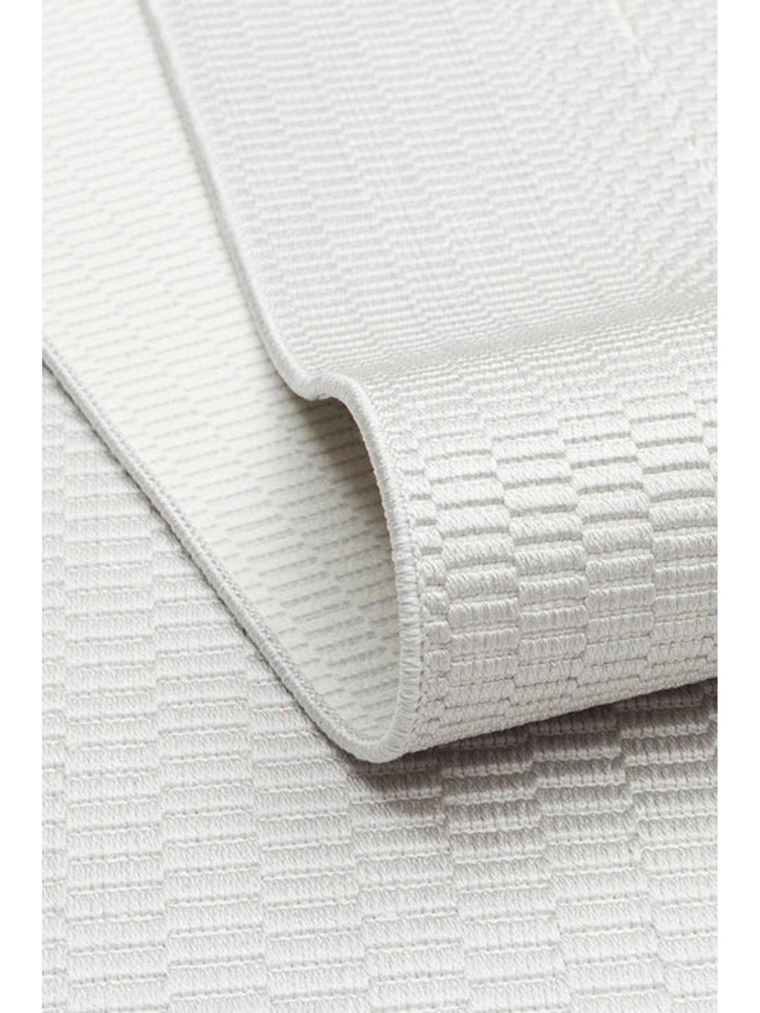 Resort Katlanabilir ve Yıkanabilir Şık Desenlere Sahip Düz Dokuma İnce Halı LUX 01 GREY - Carpetdocia