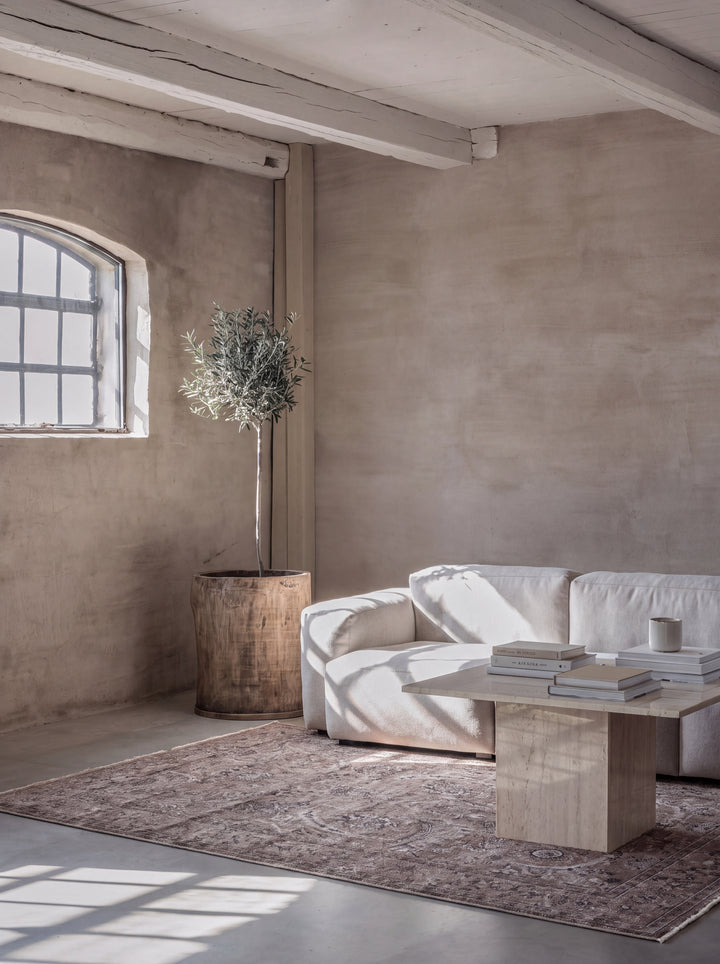 Çırağan %100 Naturel Özel Işıltılı El Emeği ile Özel Tezgahlarda Üretilen TENCEL™ Uşak Halısı 07SMGR mekan görünümü 1