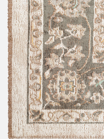 Ruggadocia Tebriz Bahçe Desenli Halı Bej detay