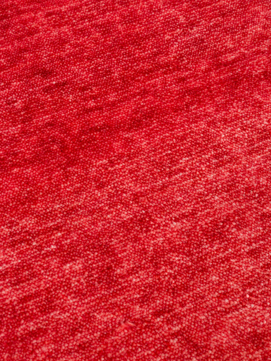 Victoria %100 TENCEL™ Lyocell El Emeği ile Üretilen Halı RED SHERBET doku detayı