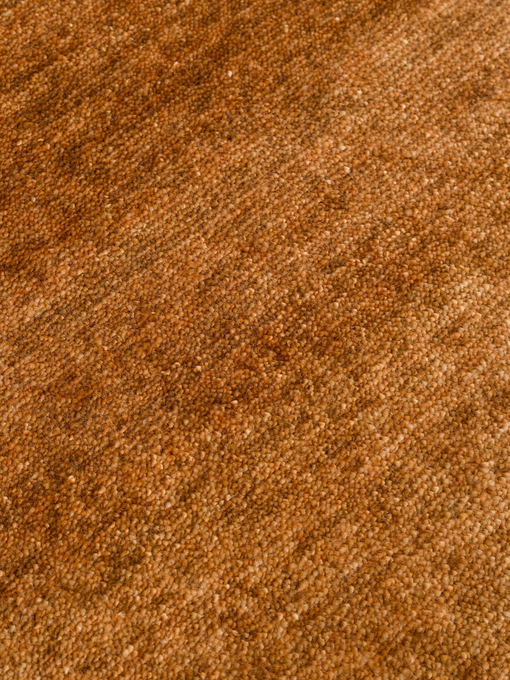 Victoria %100 TENCEL™ Lyocell El Emeği ile Üretilen Halı WARM TERRA doku detayı